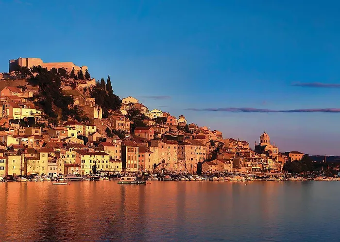 Lovely In * Brodarica (Sibenik-Knin)