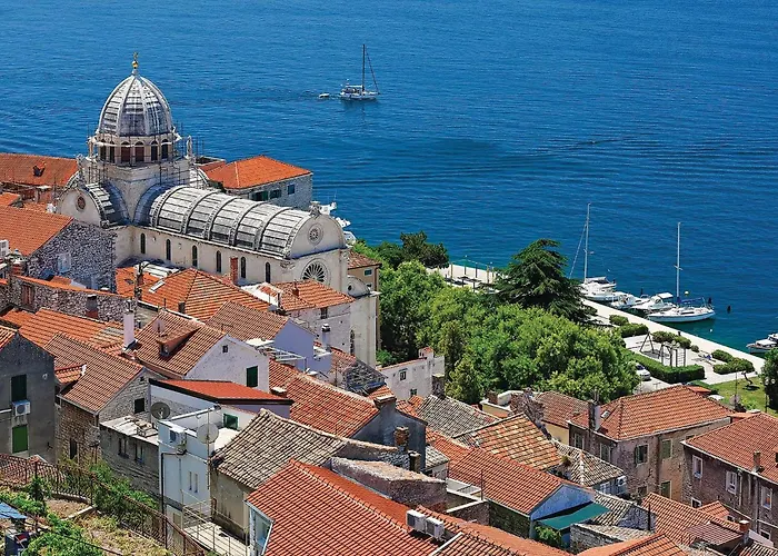 Lovely In * Brodarica (Sibenik-Knin)